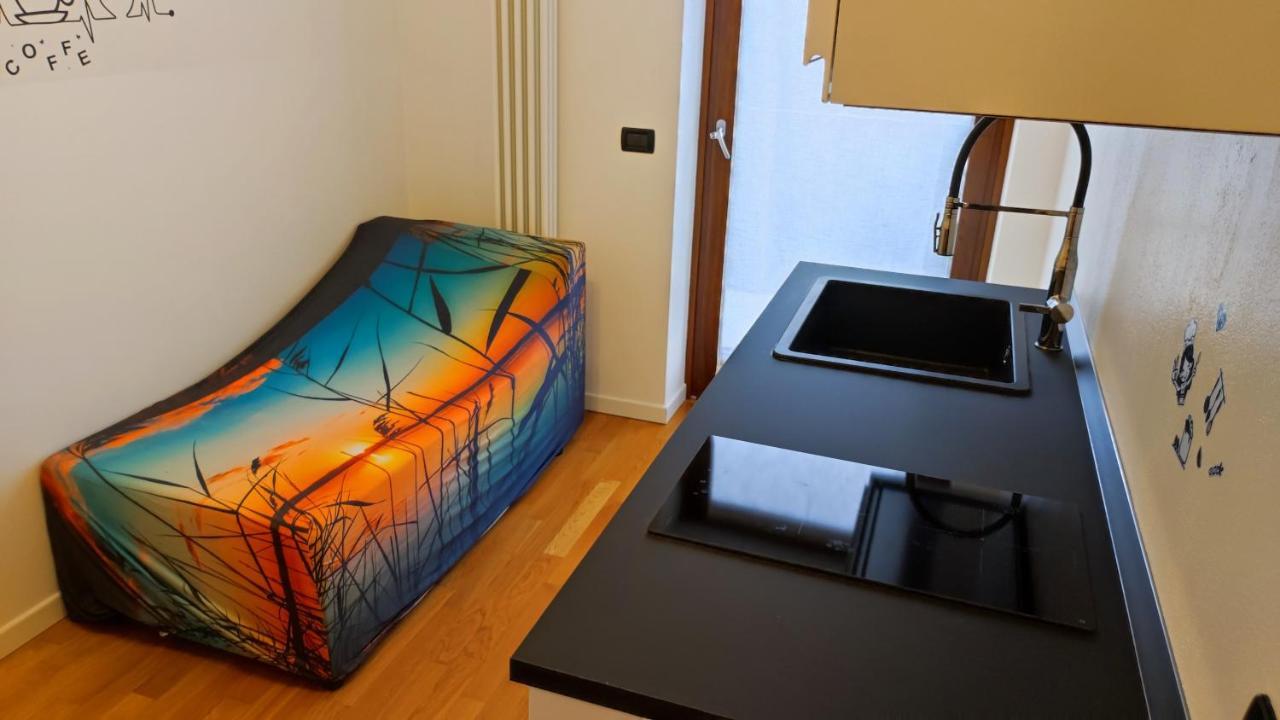 Casa Dolcitalia A Gardaland Con Piscina Appartement Ronchi  Buitenkant foto